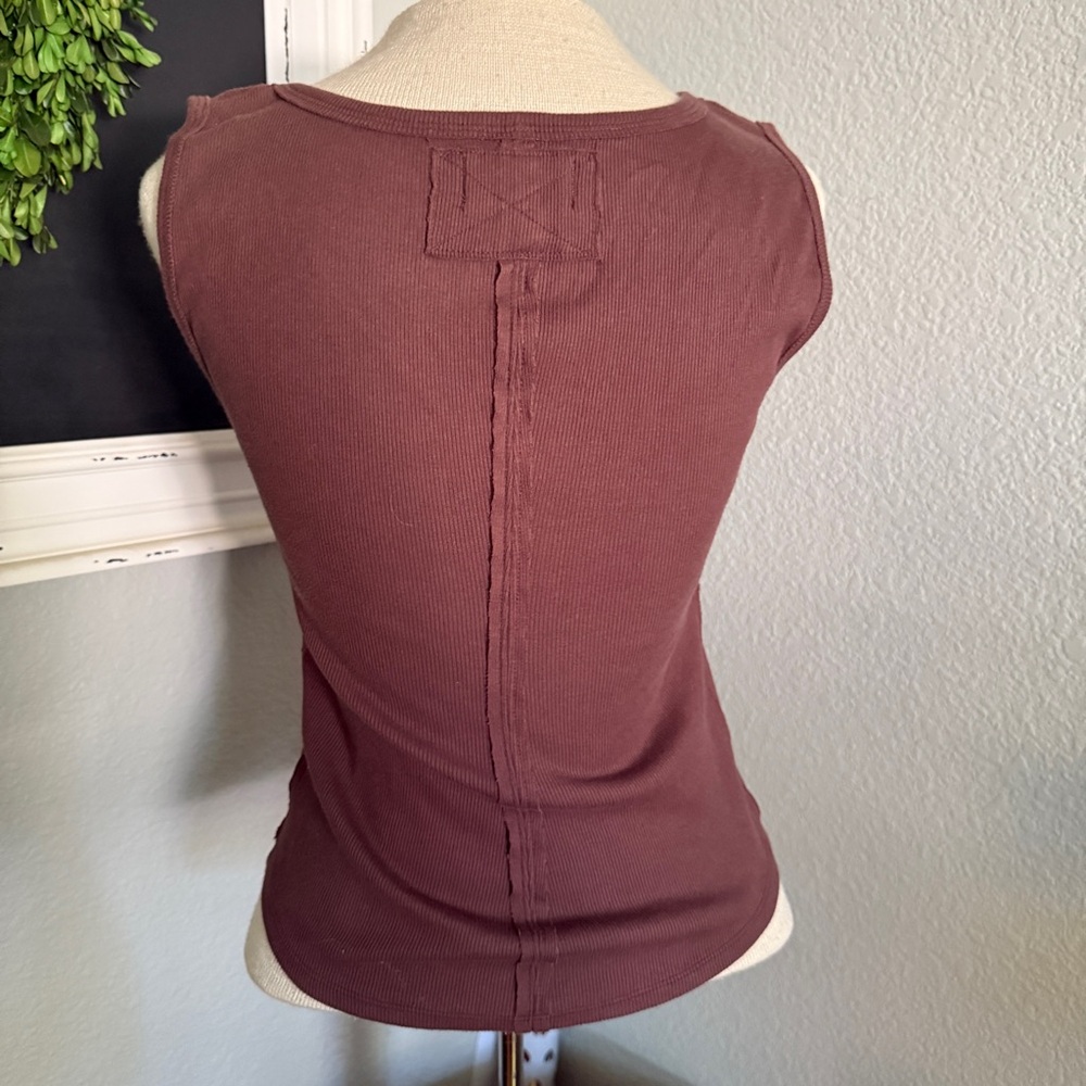 We The Free Hummingbird Tank Dark Brown French Roast - S - Picture 4 of 5